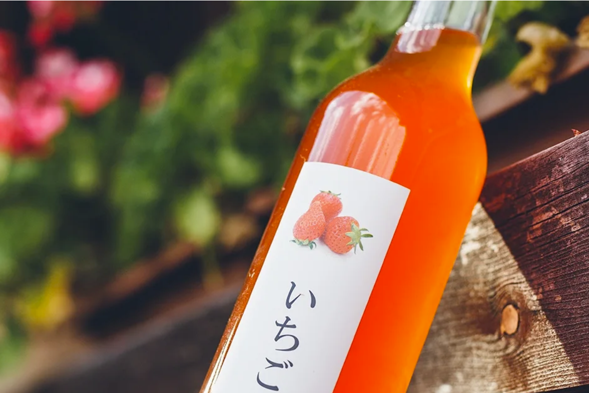 ICHIGO NO OSAKE Strawbery Sake Tsubosaka Hyogo Liquer