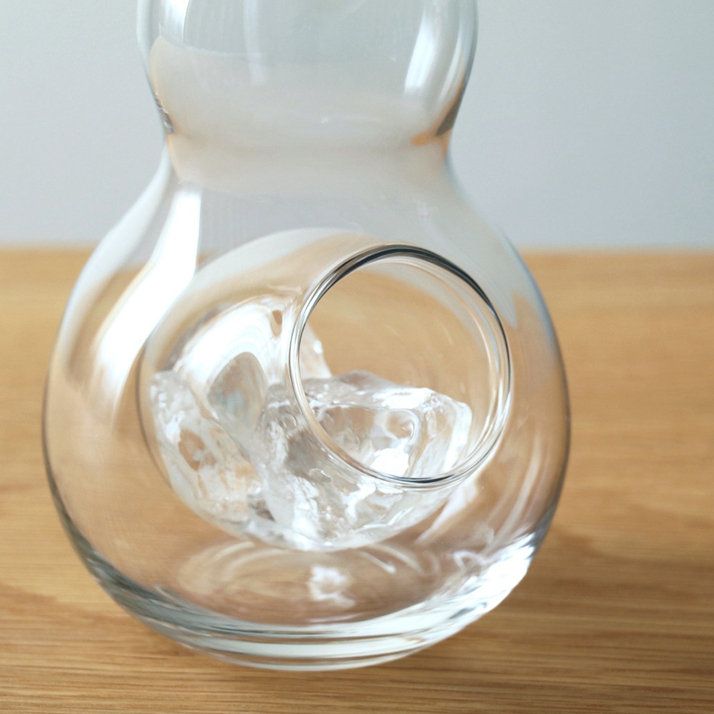 Glass Tokkuri Ice‑Pocket Cold Sake Bottle