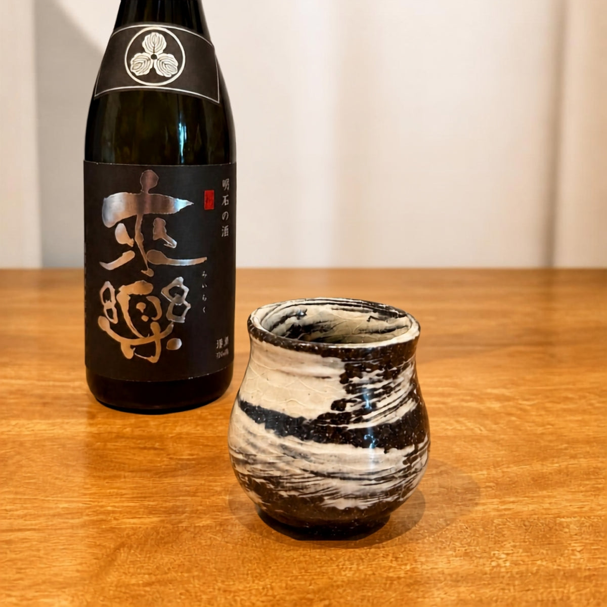 YoiYoi × Tojo Akitsugama | Brush‑Stroke Sake Cup (YoiYoi Exclusive Design)