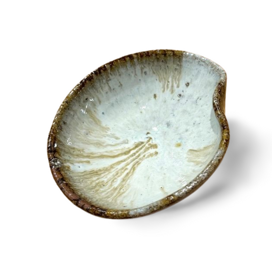 Rice‑Shaped Guinomi – Tojo Akitsu Kiln – Yamada Nishiki Sakeware | Made from Rice Field Clay & Straw Ash Glaze